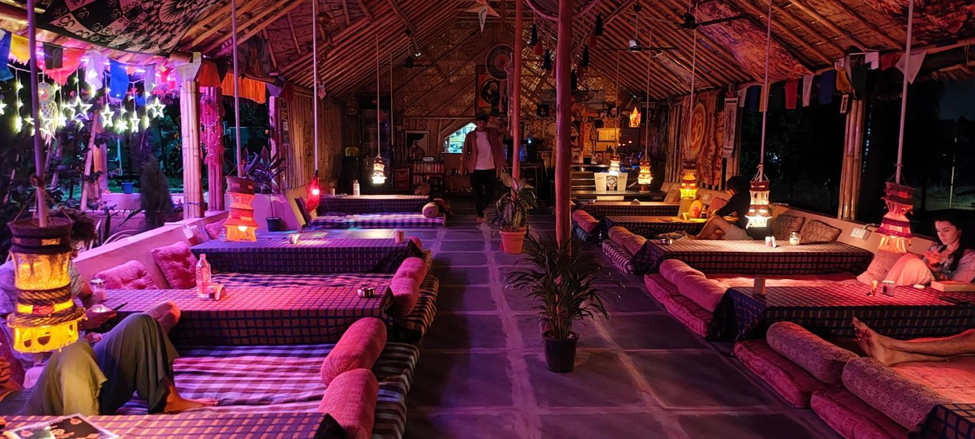 Om Shanti Om Home Stay & Cafe Hampi Kültér fotó